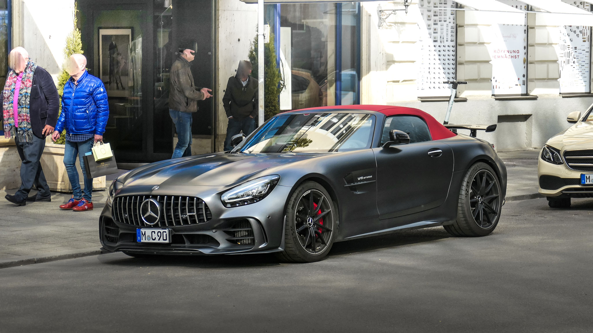 AMG GTR Roadster - M-C90