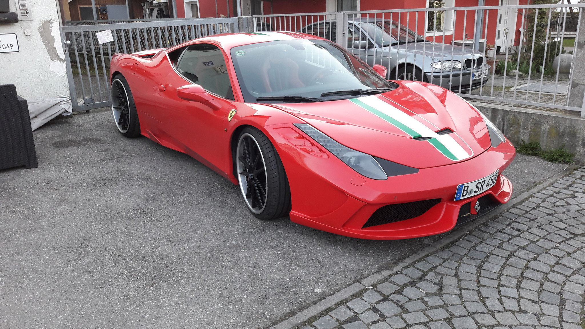 Ferrari 458 Speciale (Fake) - B-SR458