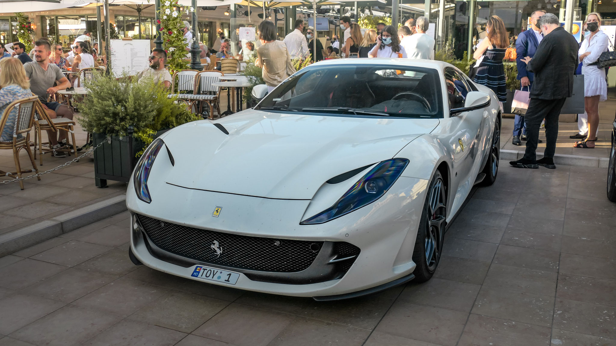Ferrari 812 Superfast - TOY1 (MD)