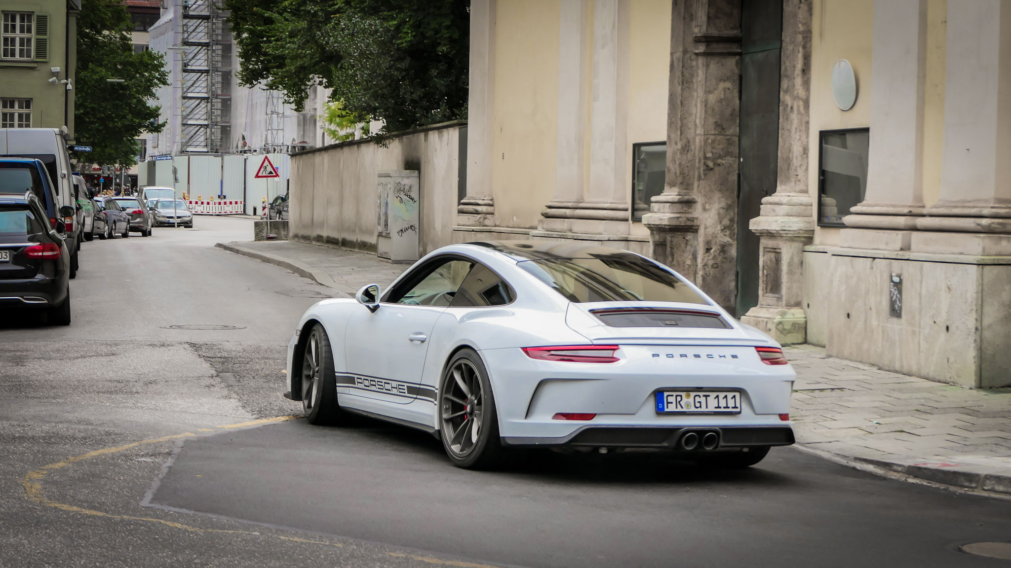 Porsche 991 GT3 Touring - FR-GT111