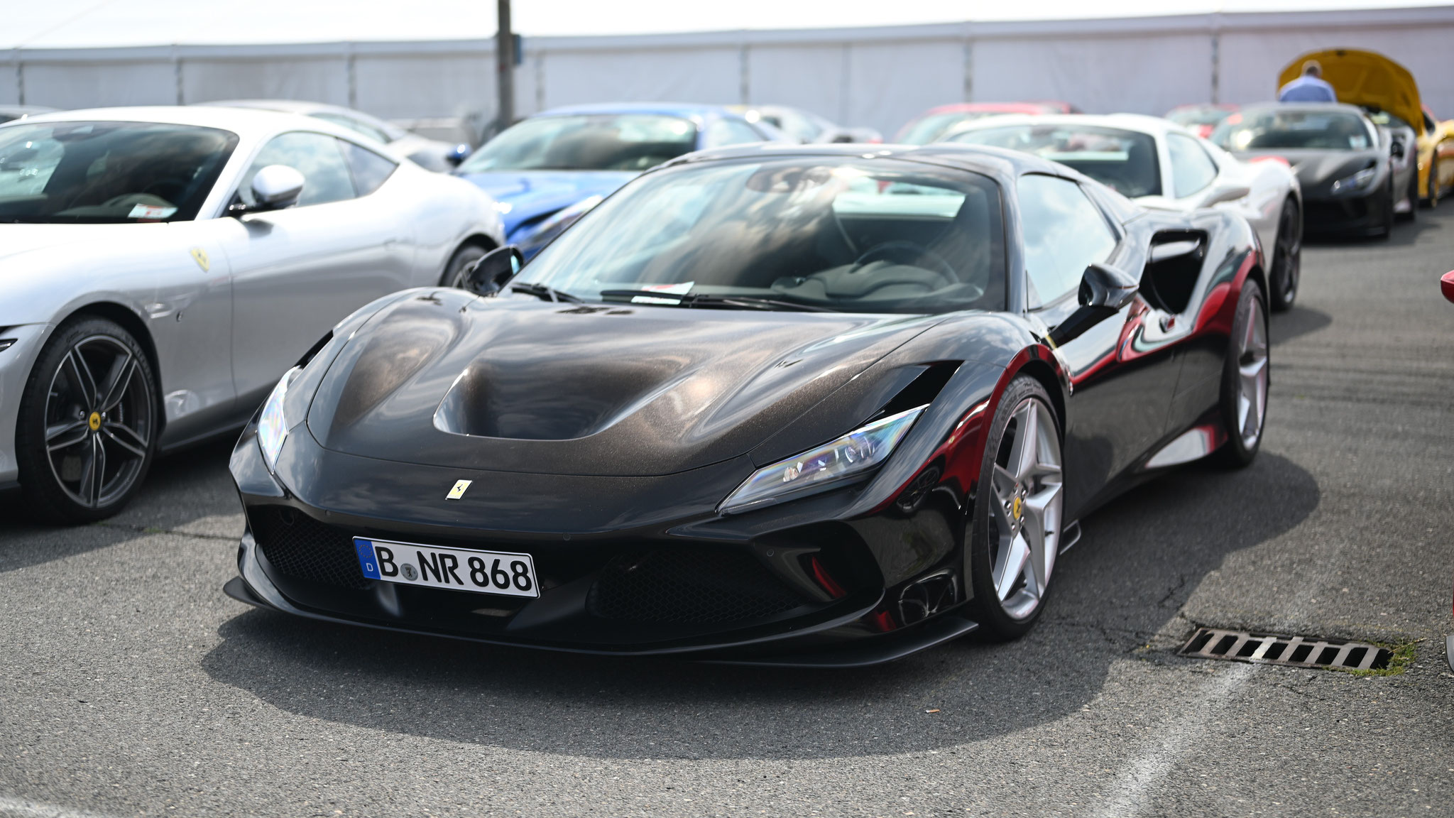 Ferrari F8 Spider - B-NR868