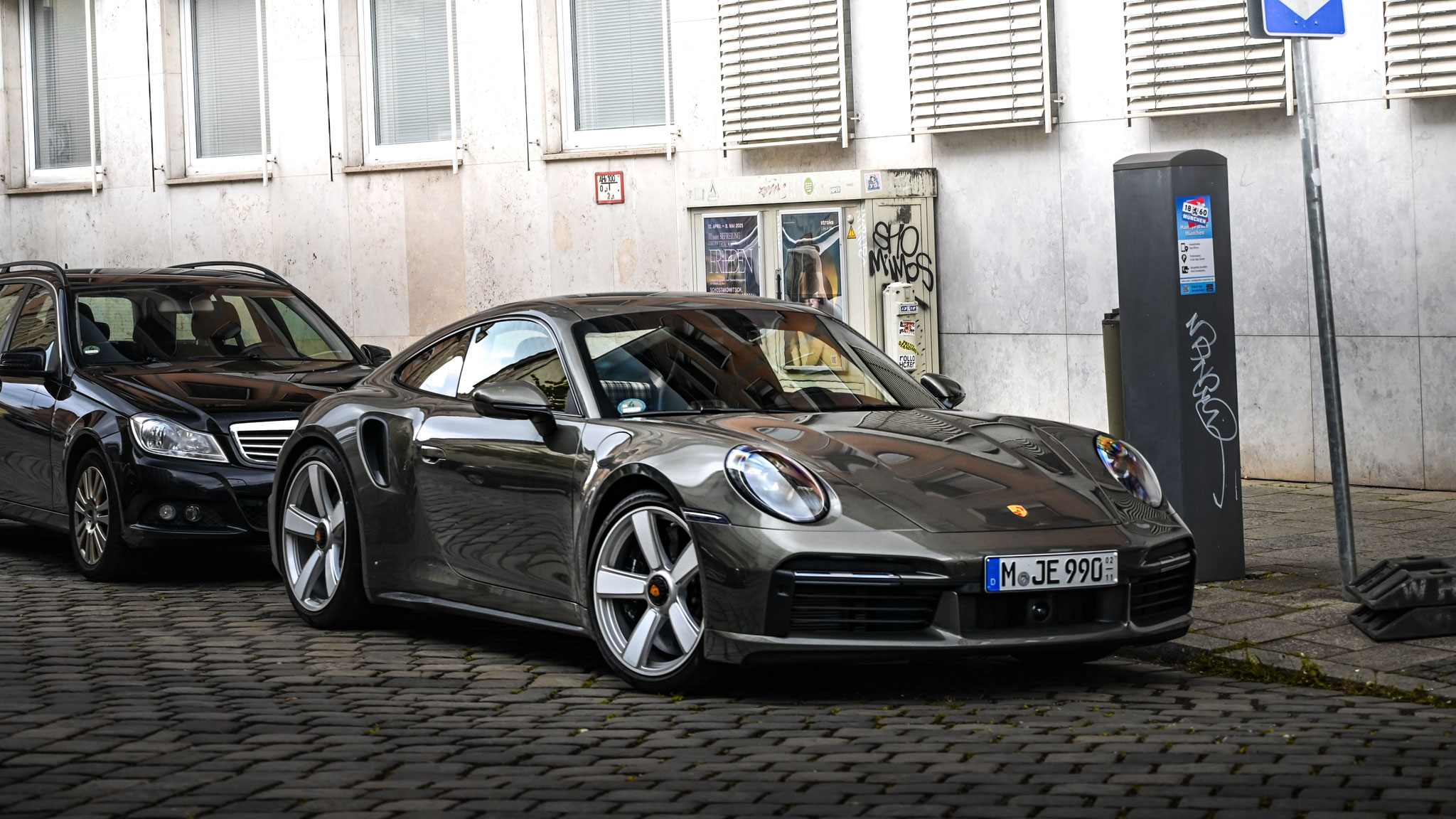 Porsche 992 Turbo 50 Jahre - M-JE990