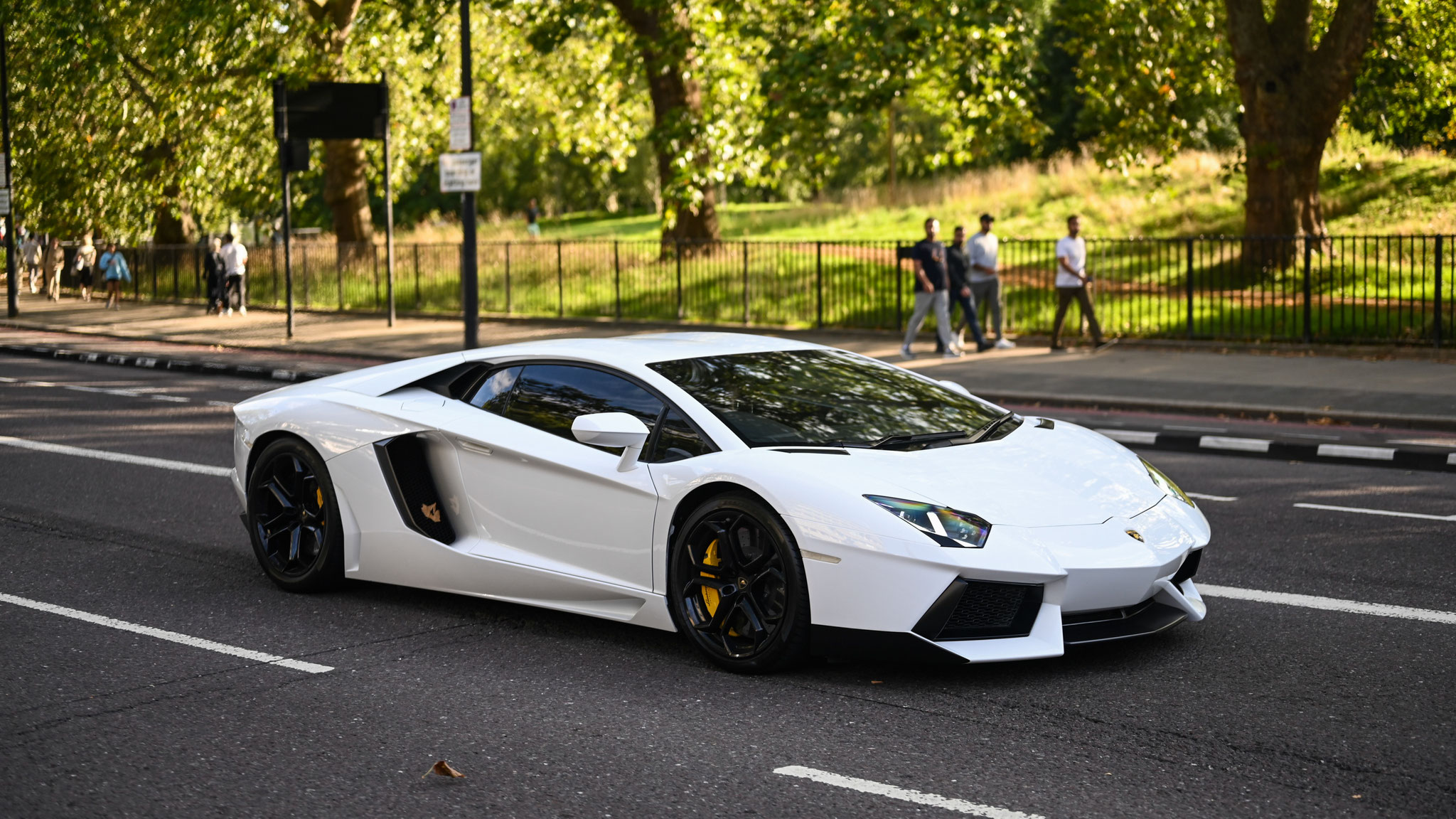 Lamborghini Aventador LP700-4 - P29AMR (GB)