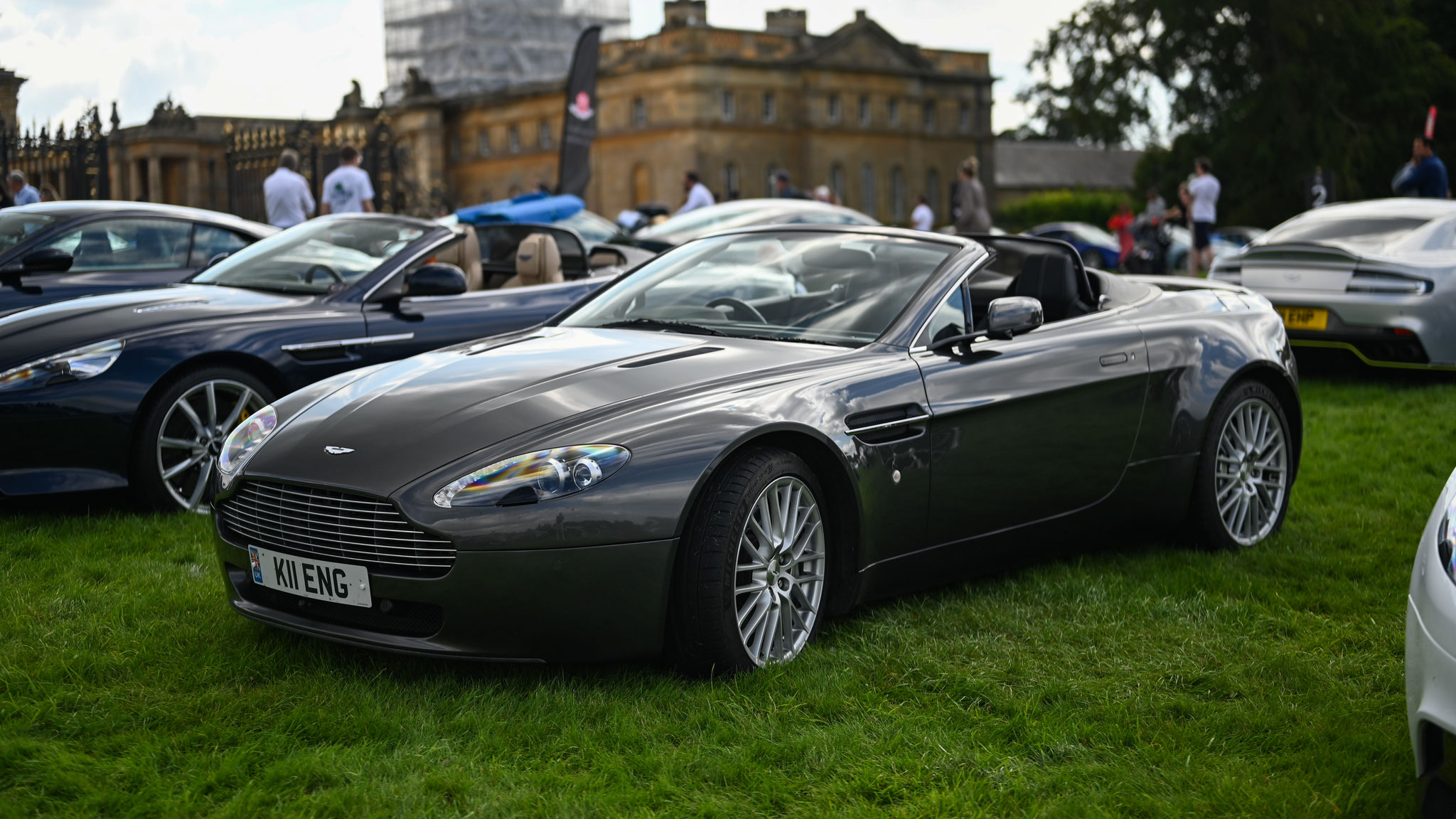 Aston Martin Vantage V8 Volante - K11ENG (GB)
