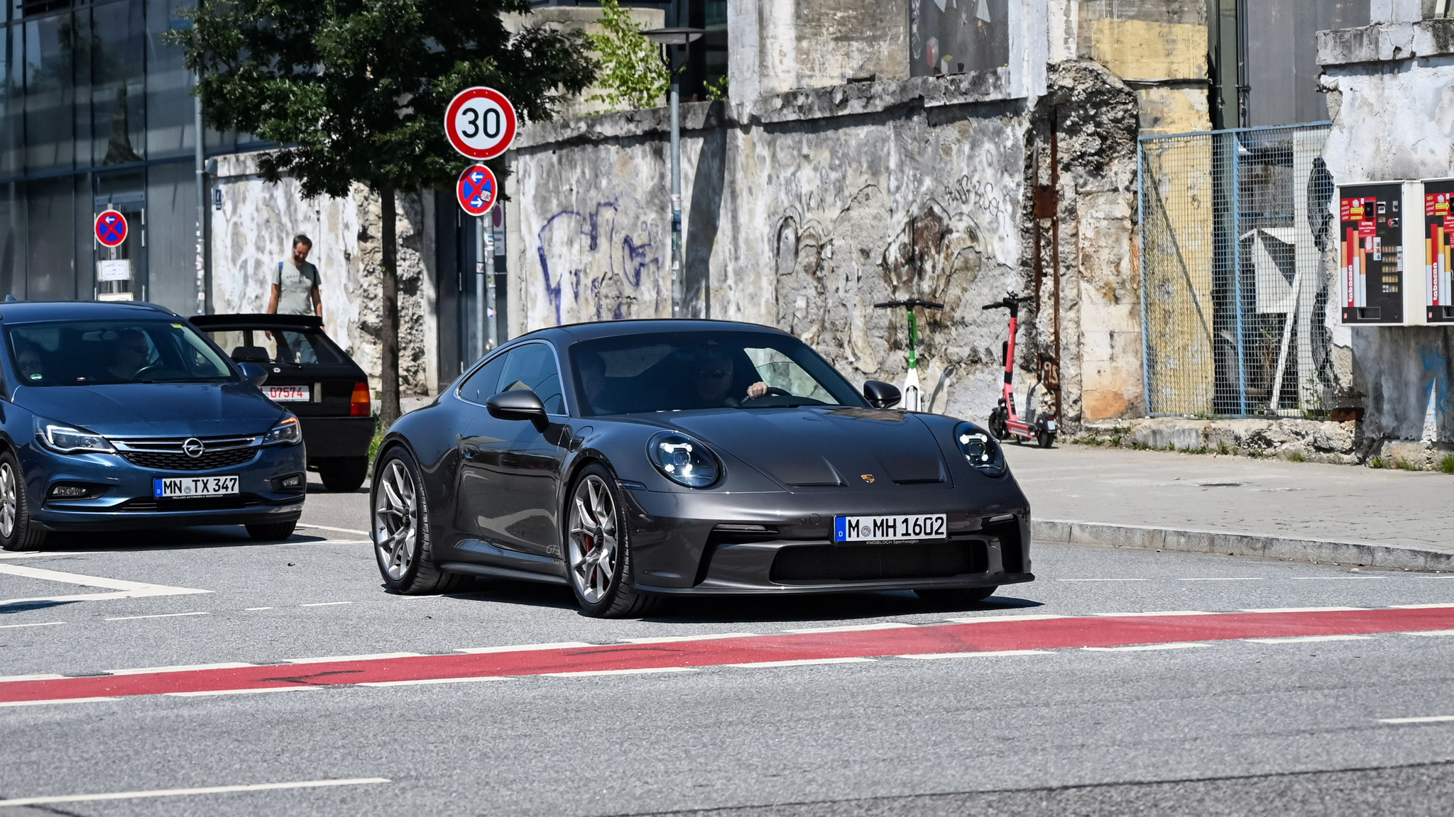 Porsche 992 GT3 Touring - M-MH1602