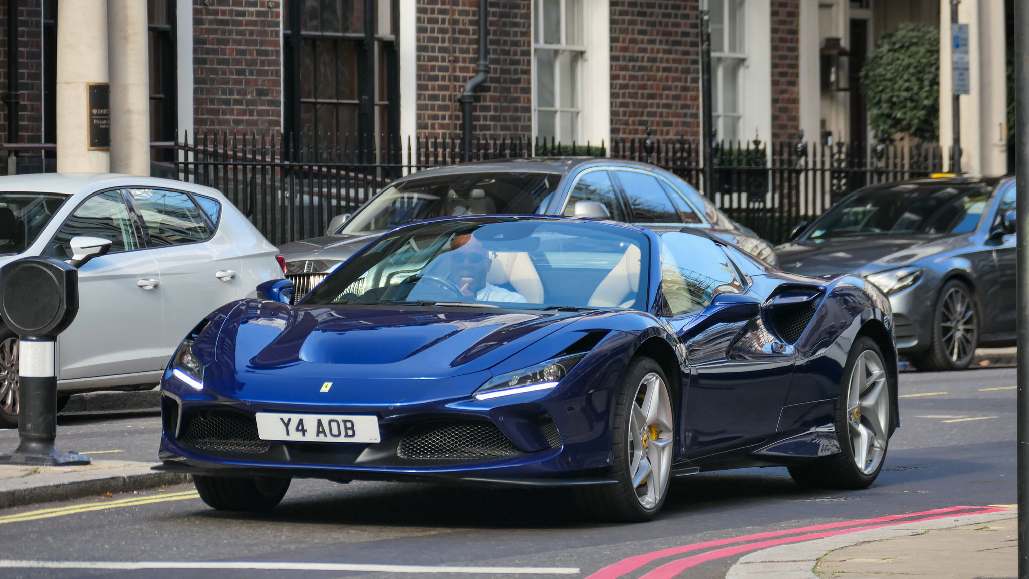 Ferrari F8 Spider - Y4AOB
