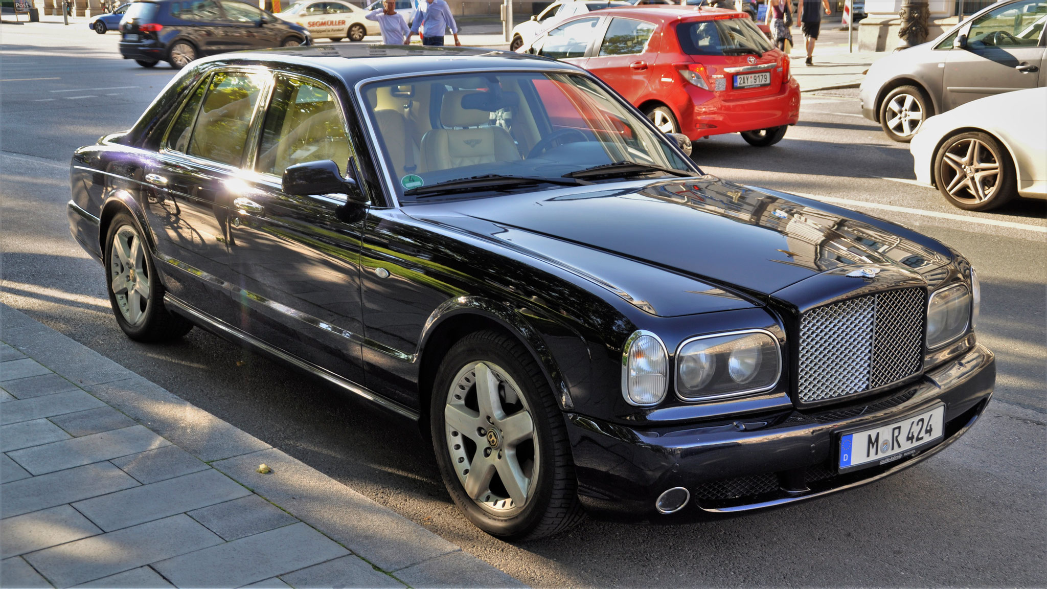Bentley Arnage - M-R424