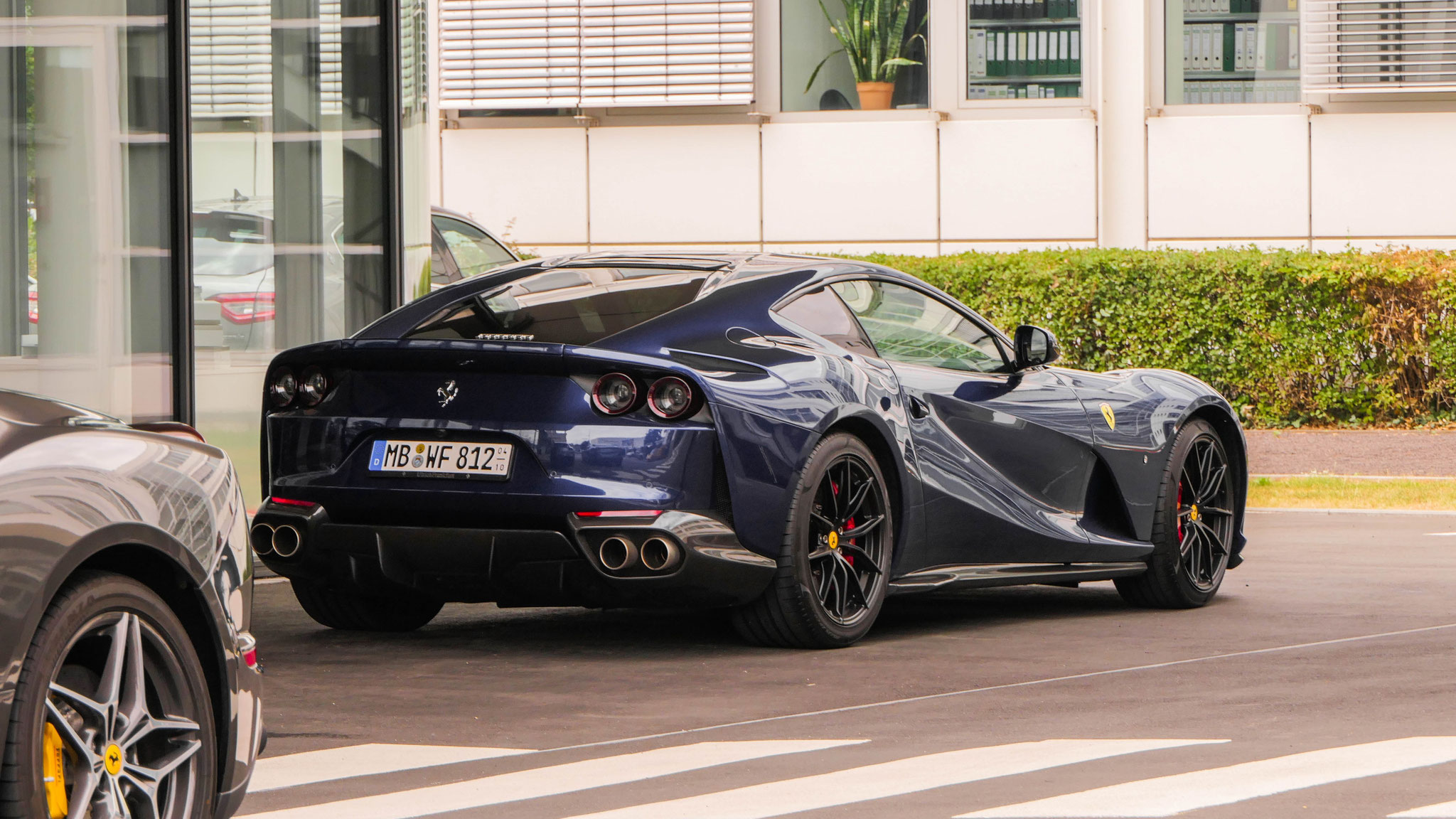 Ferrari 812 Superfast - MB-WF812