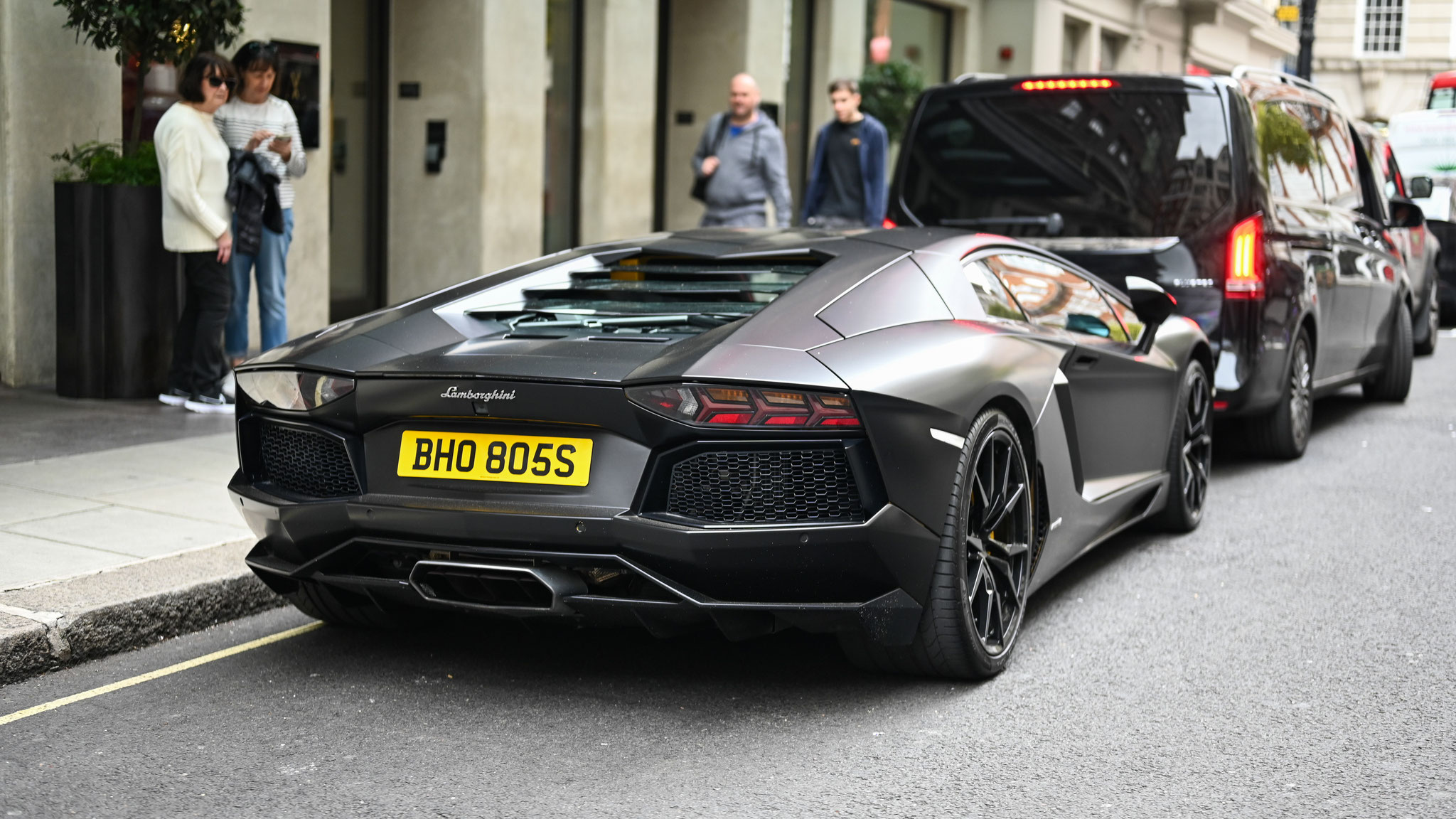 Lamborghini Aventador LP700-4 - BHO805S (GB)