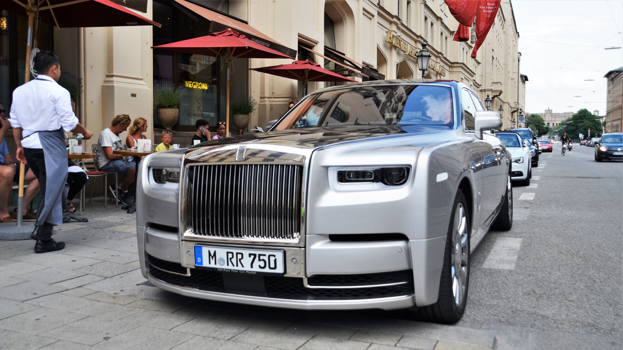 Rolls Royce Phantom - M-RR750
