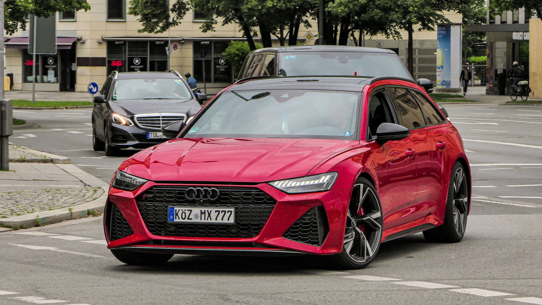 Audi RS6 - KÖZ-MX777