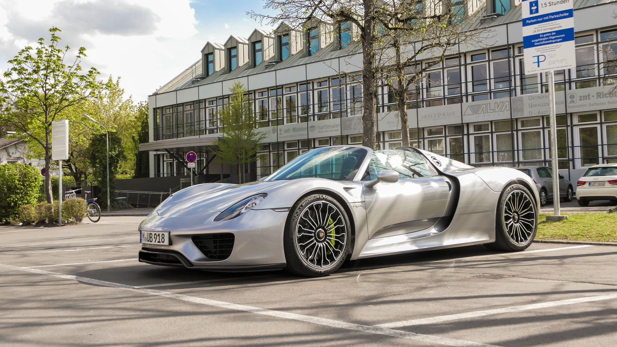 Porsche 918 Spyder - M-UB918