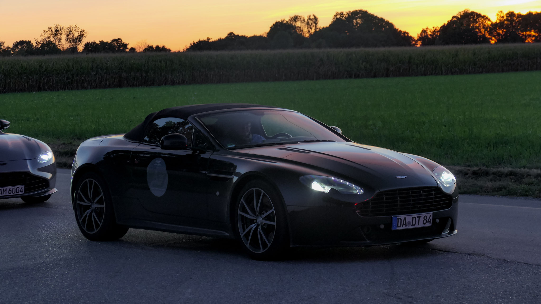 Aston Martin Vantage V8 Volante - DA-DT84
