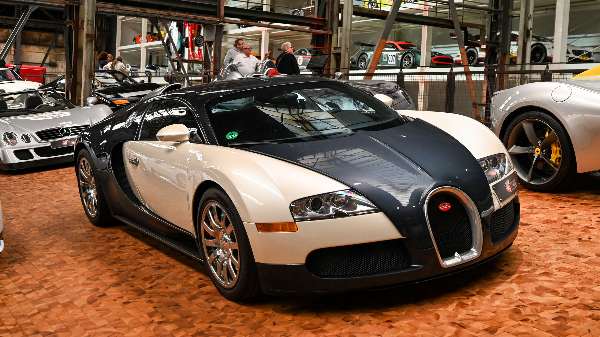 Bugatti Veyron 16.4 - LDK-EB18