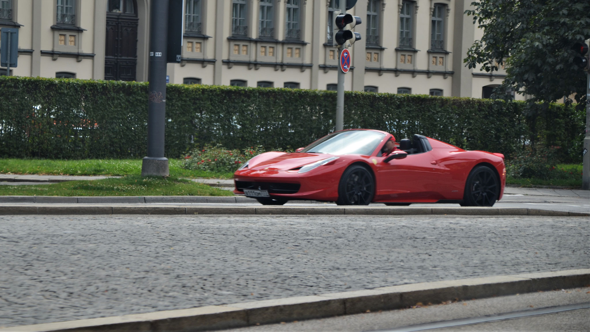 Ferrari 458 Spider - B111CM-777 (RUS)