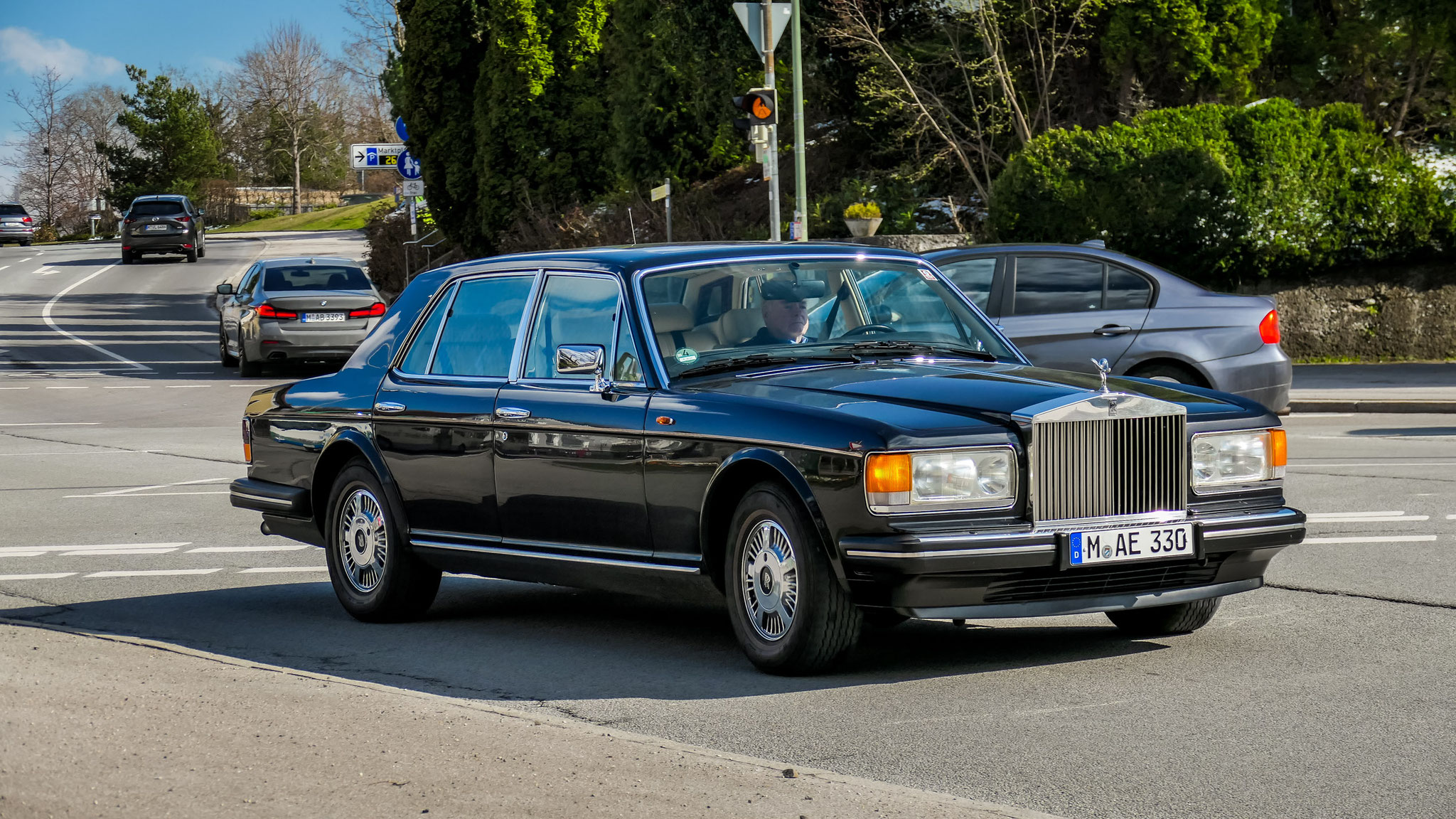 Rolls Royce Silver Spirit - M-AE330