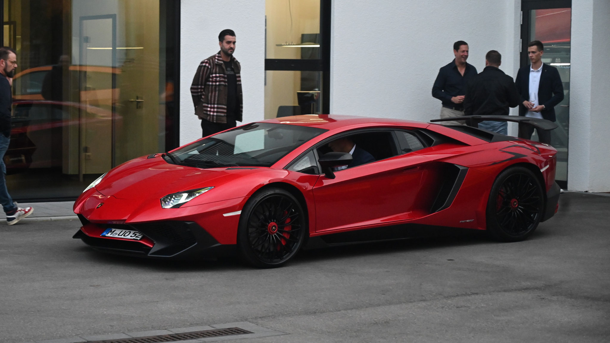 Lamborghini Aventador LP-750-4 SV - M-OU52