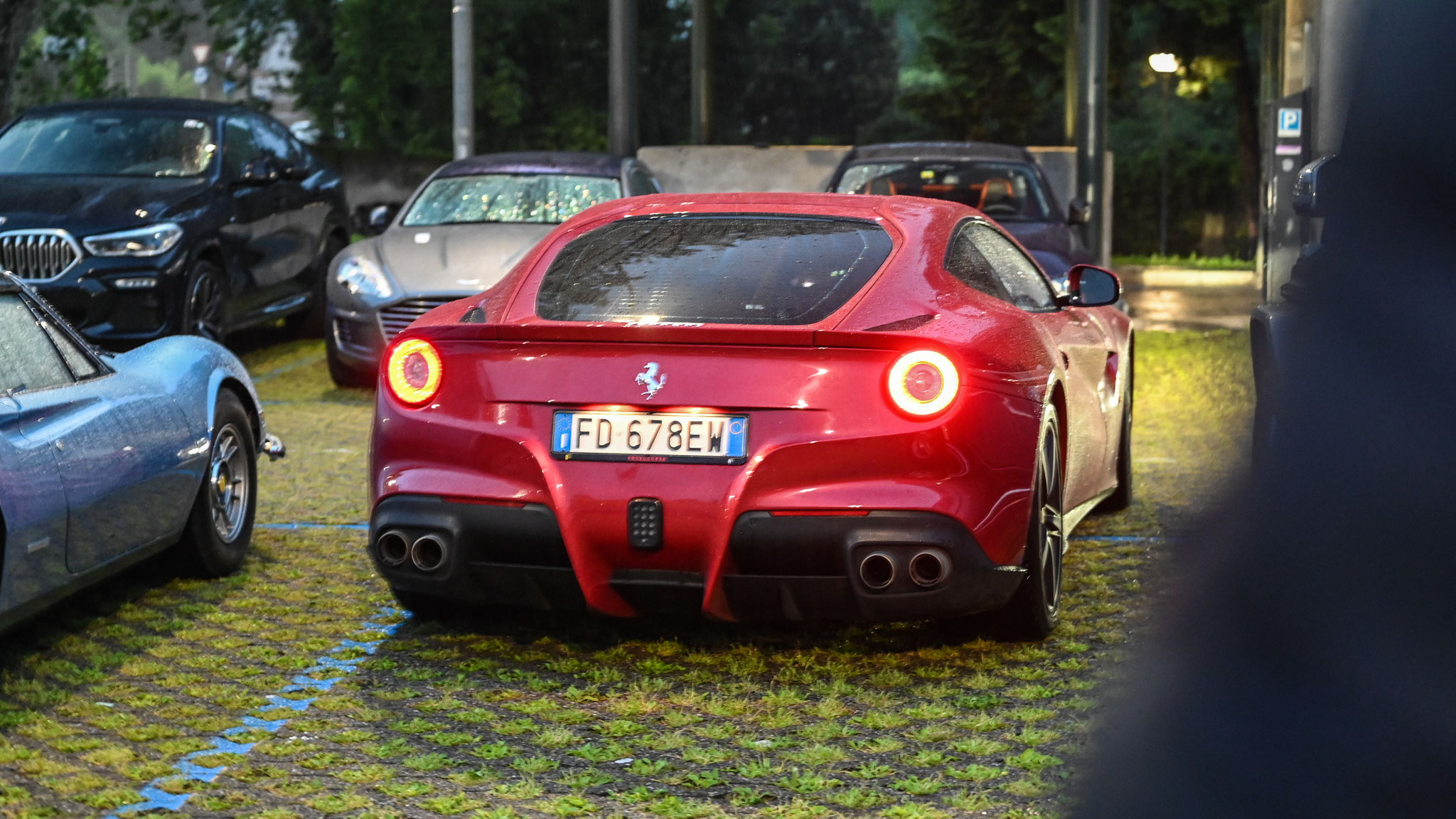 Ferrari F12 Berlinetta - FD678EW (ITA)