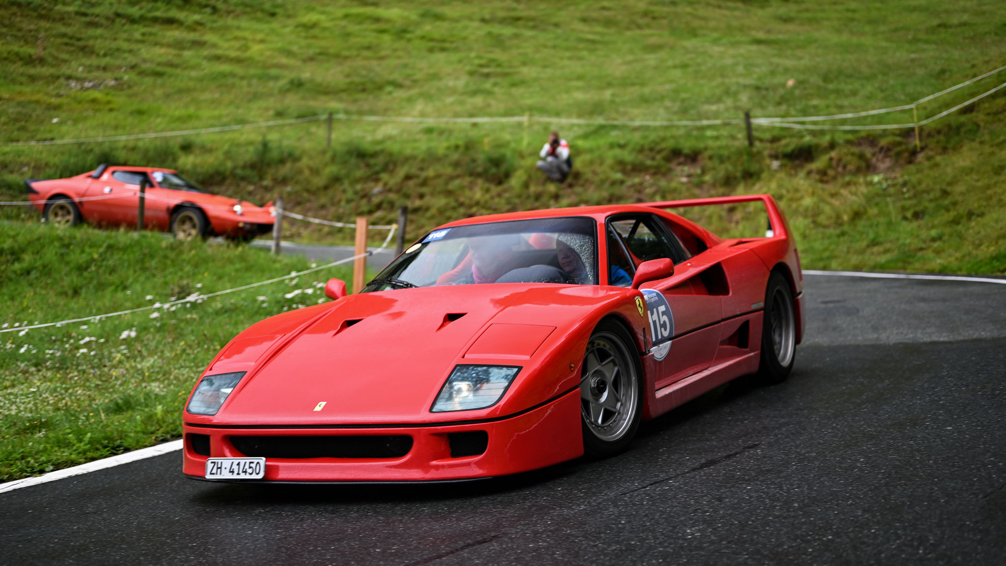 Ferrari F40 - ZH41450 (CH)