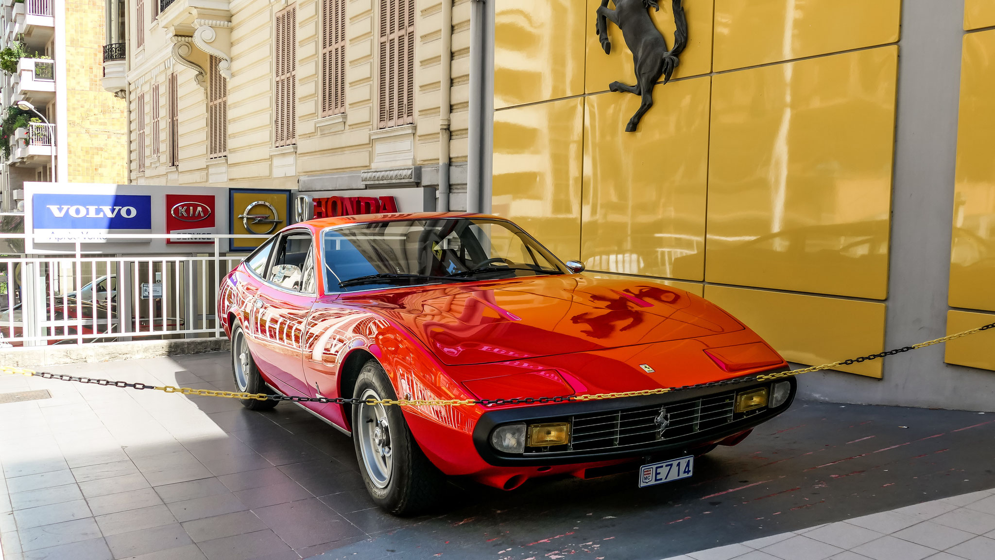 Ferrari 365 GTC4 - E714 (MC)