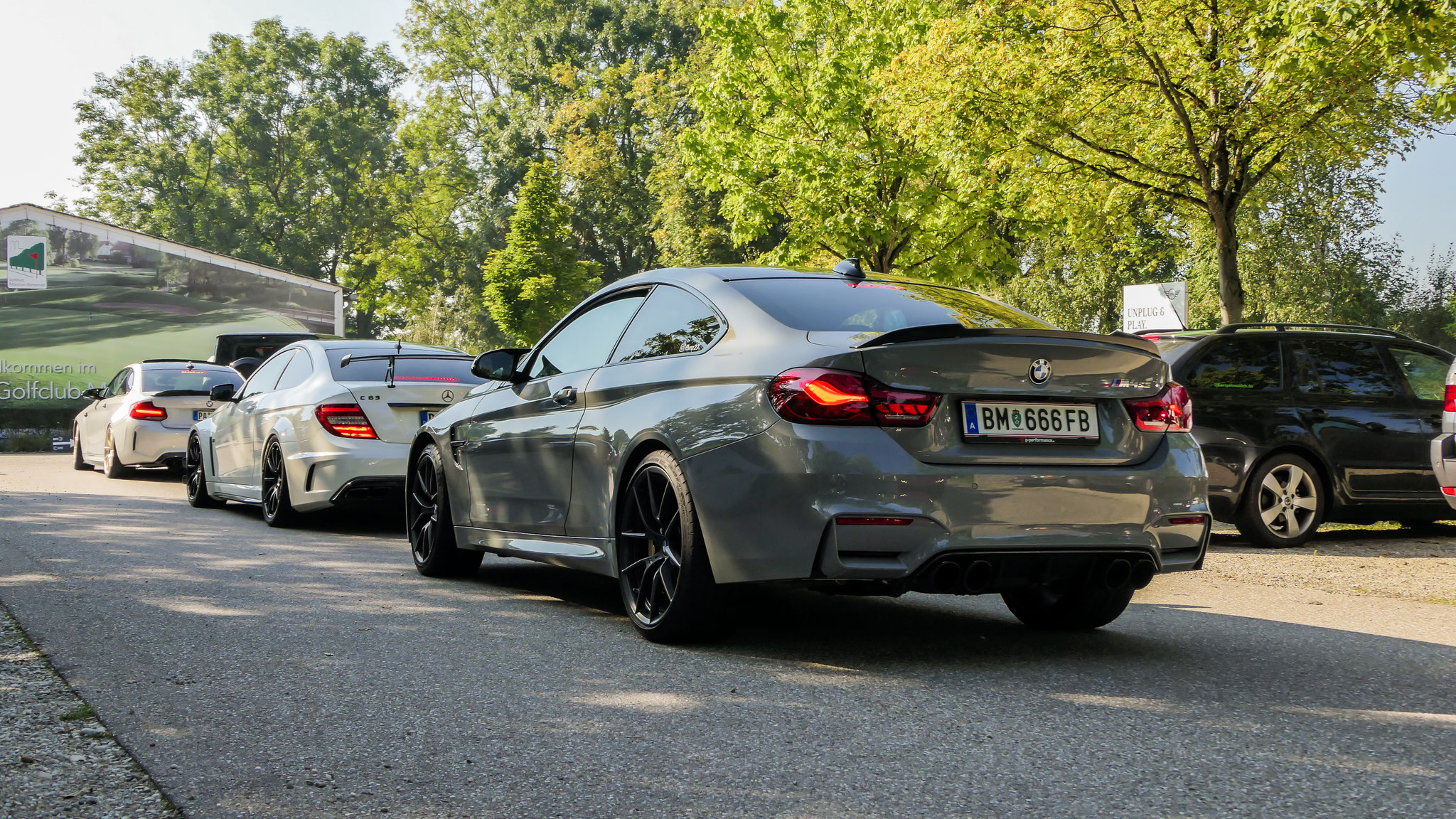 BMW M4 CS - BM-666FB (AUT)