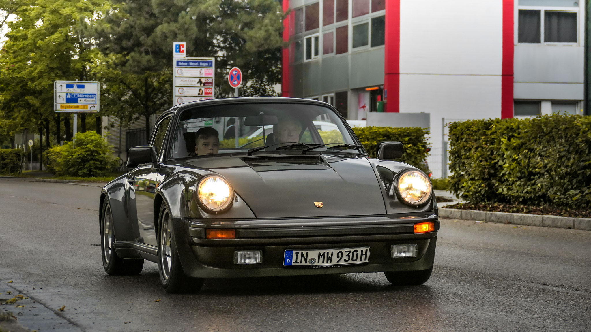 Porsche 930 Turbo - IN-MW930H