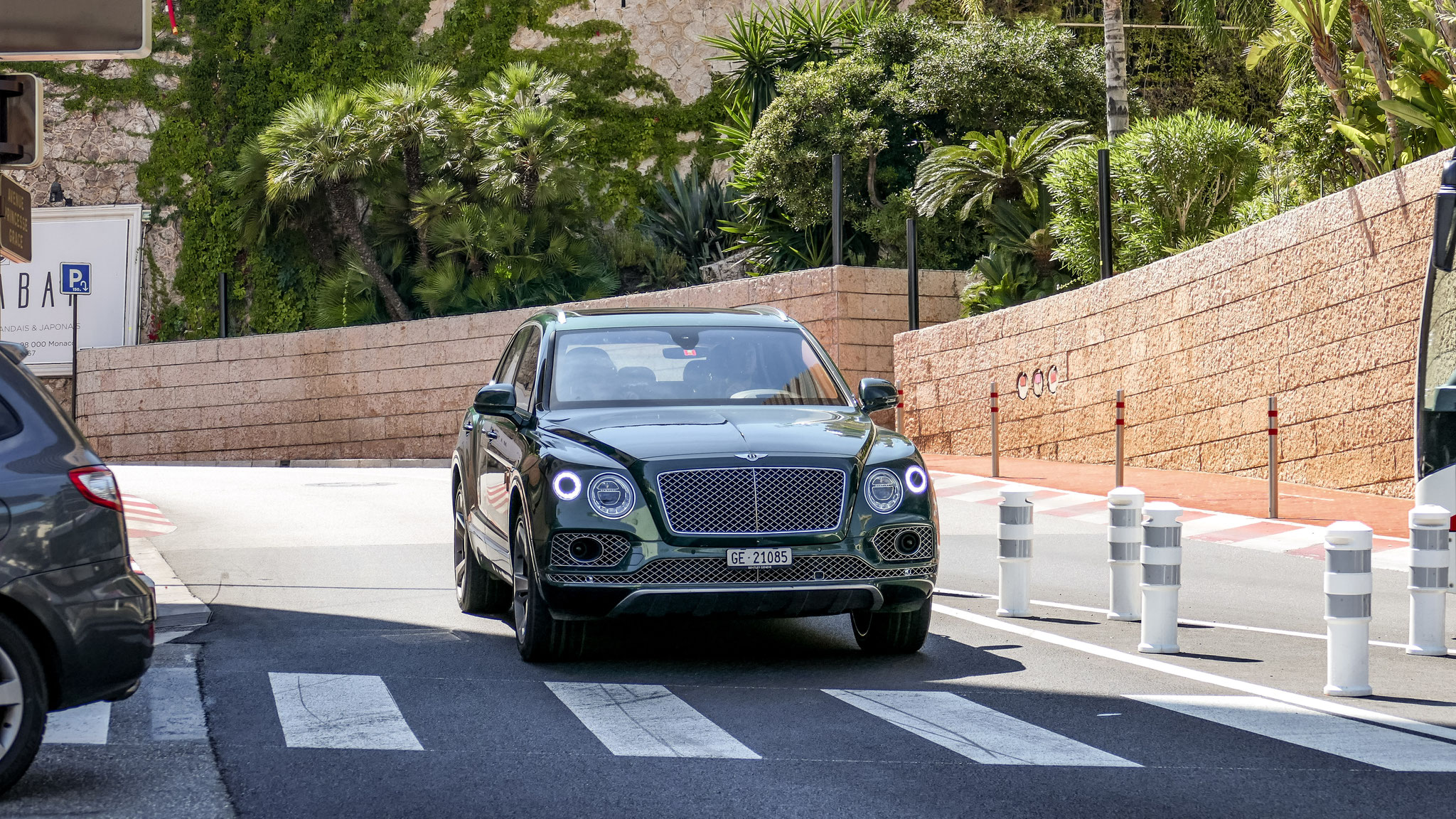 Bentley Bentayga - GE21085 (MC)