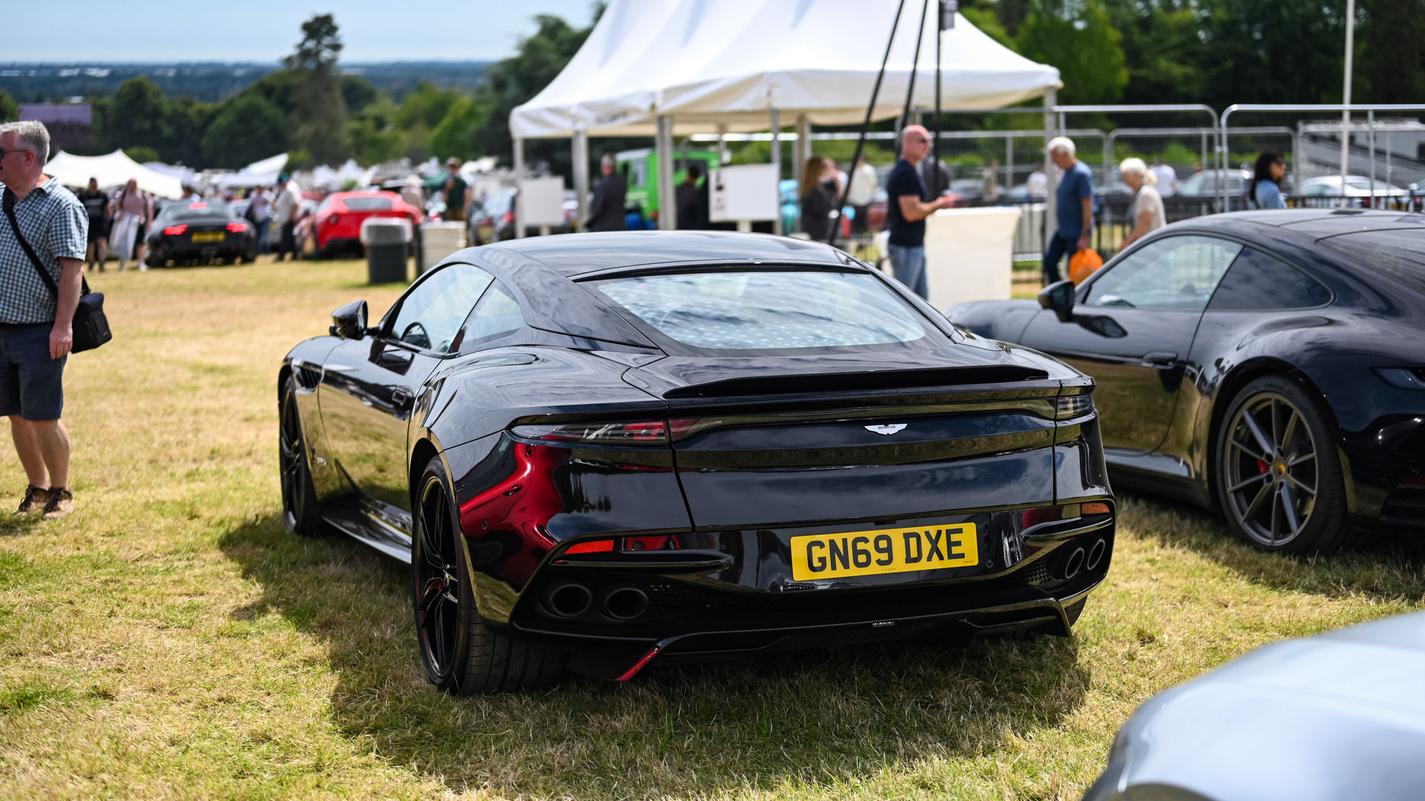 Aston Martin DBS Superleggera - GN69DXE (GB)