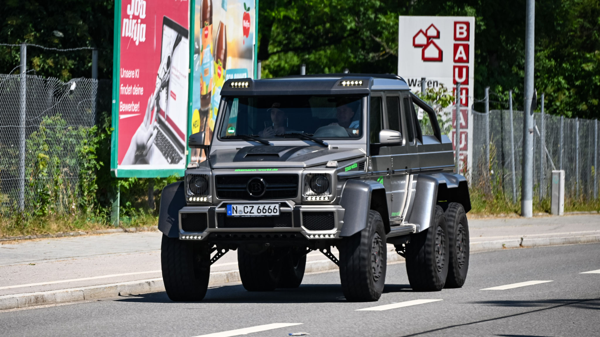 Brabus G63 6x6 - N-CZ6666