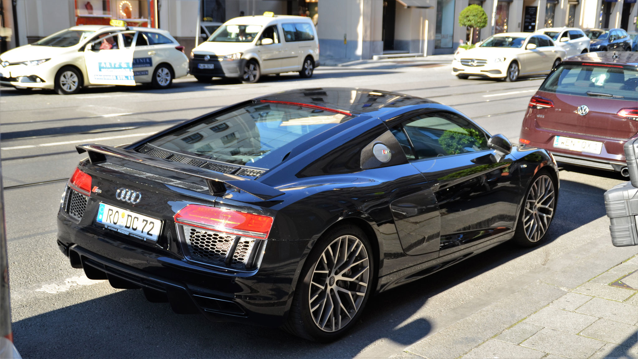 Audi R8 V10 - RO-DC72