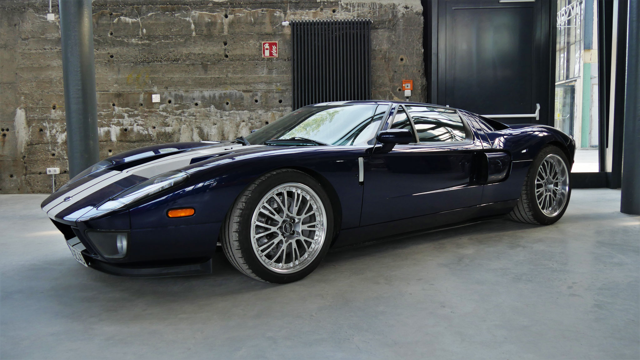 Ford GT - M-GC40