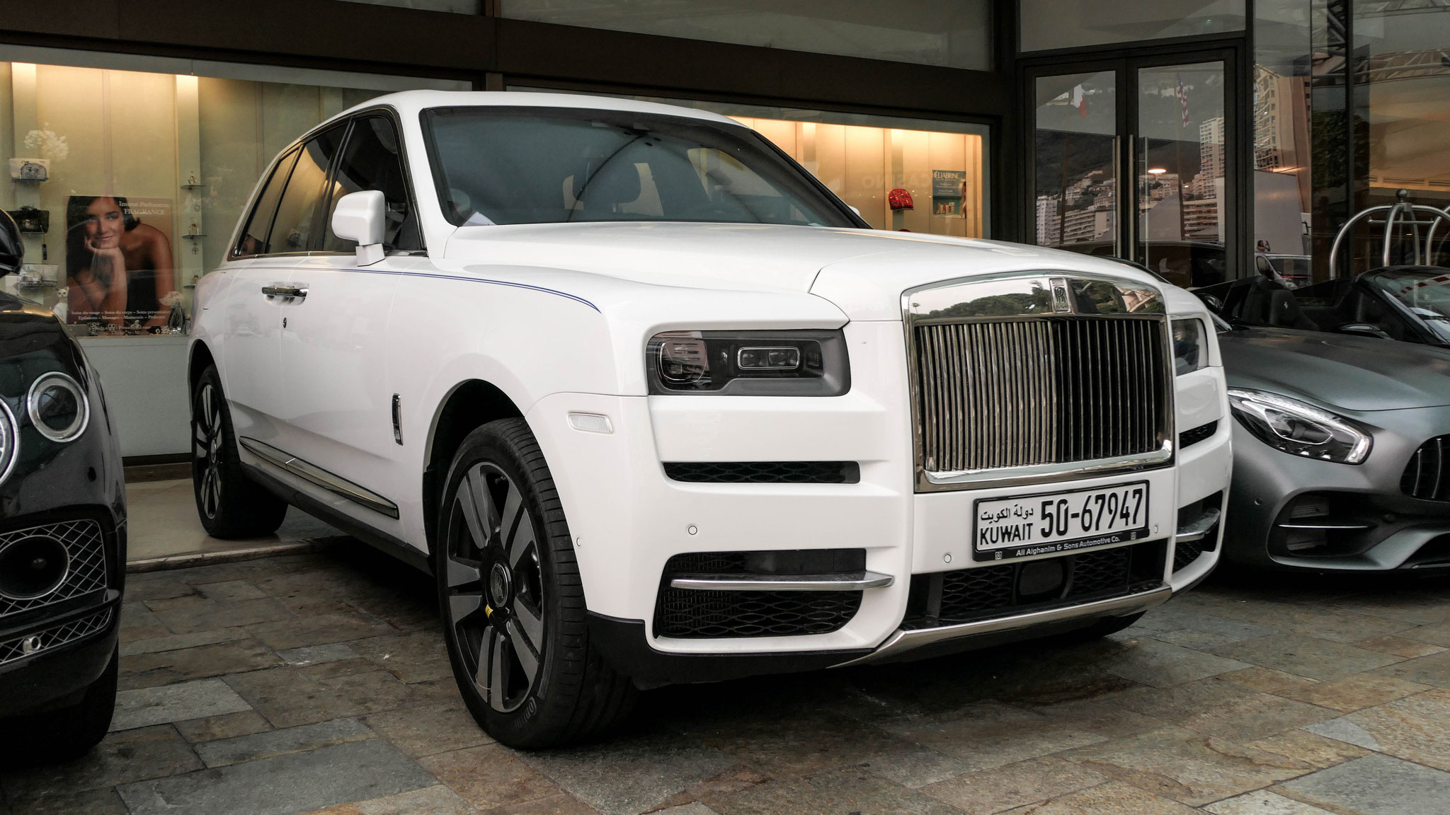 Rolls Royce Cullinan - 5067947 (KWT)