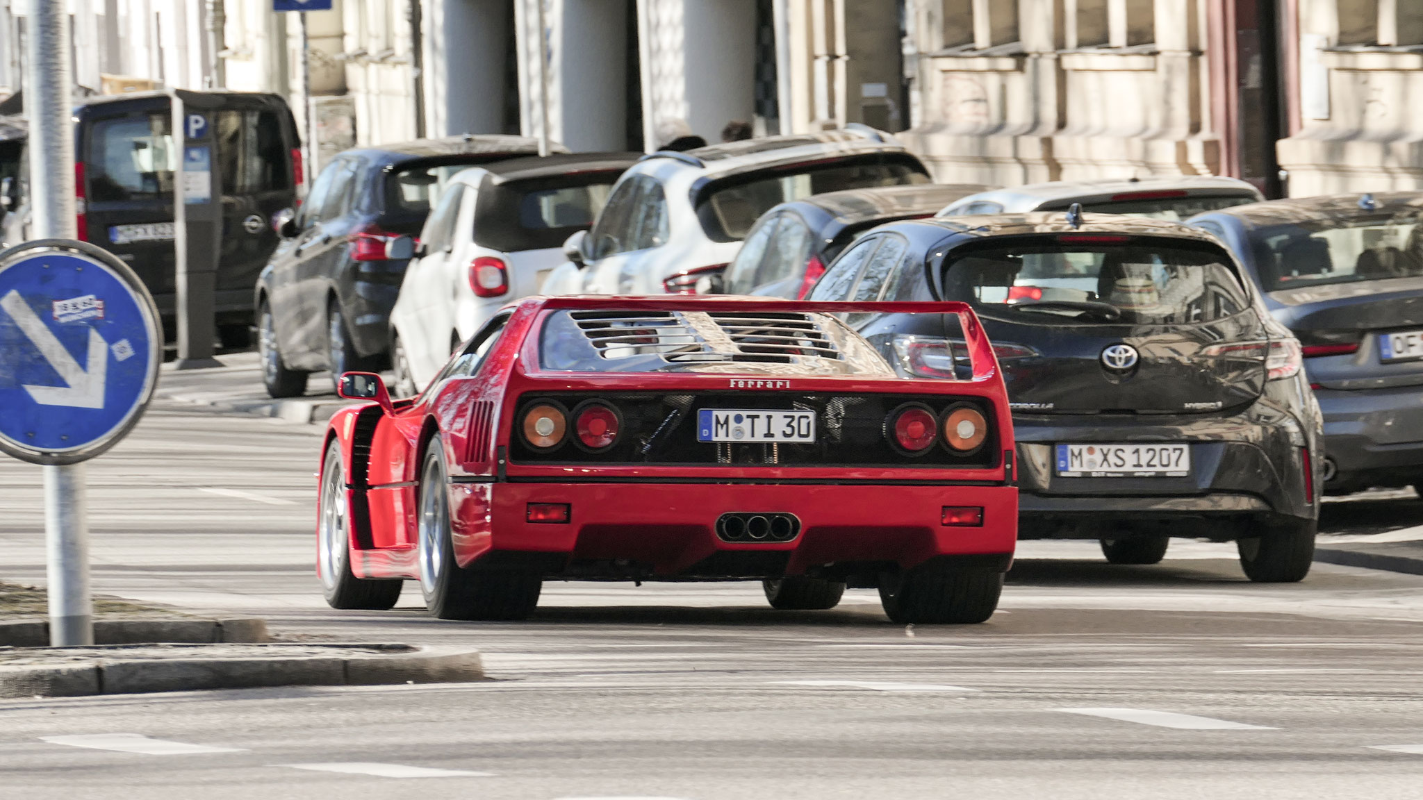 Ferrari F40 - M-TI30