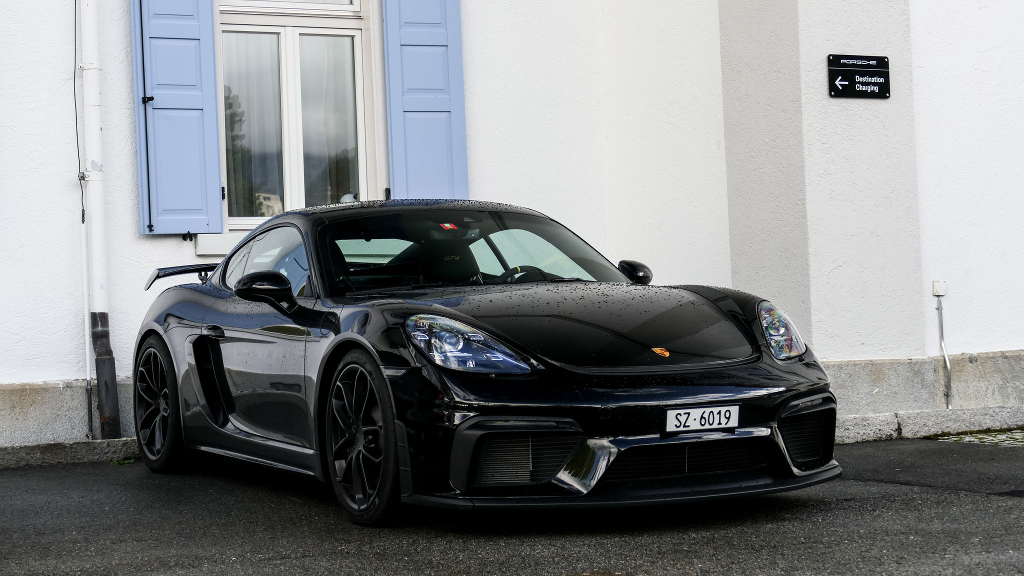 Porsche Cayman GT4 - SZ6019 (CH)