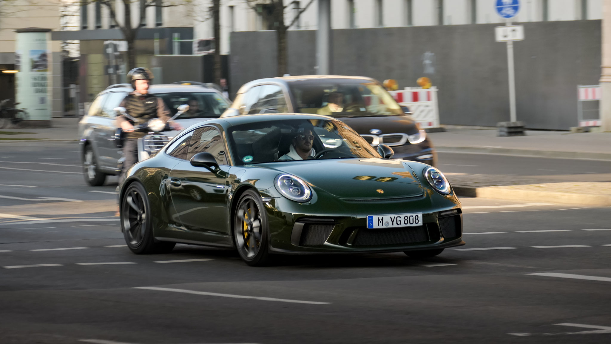 Porsche 991 GT3 Touring  - M-YG808