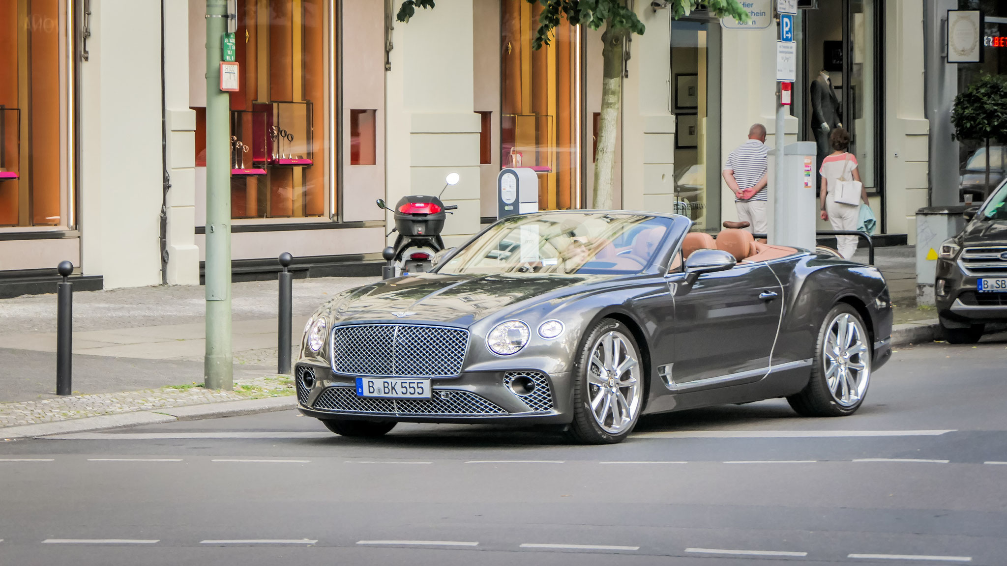 Bentley Continental GTC - B-BK555