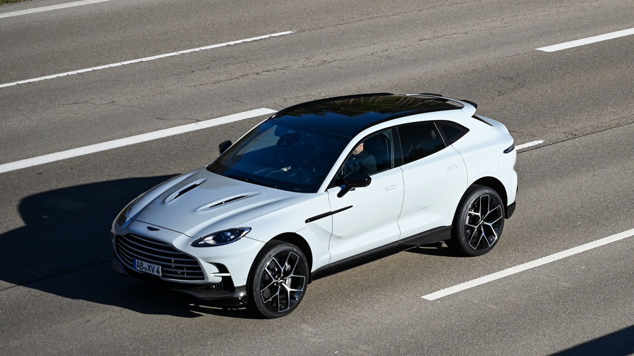 Aston Martin DBX 707 - AB-XV4
