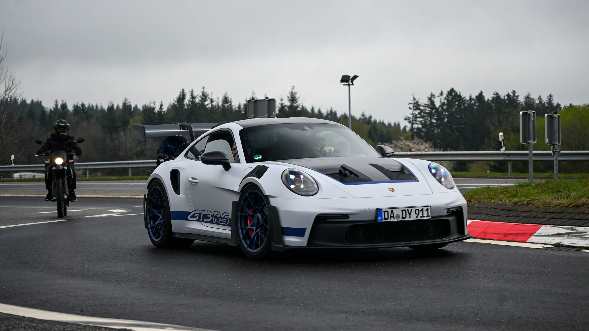 Porsche 992 GT3 RS - DA-DY911