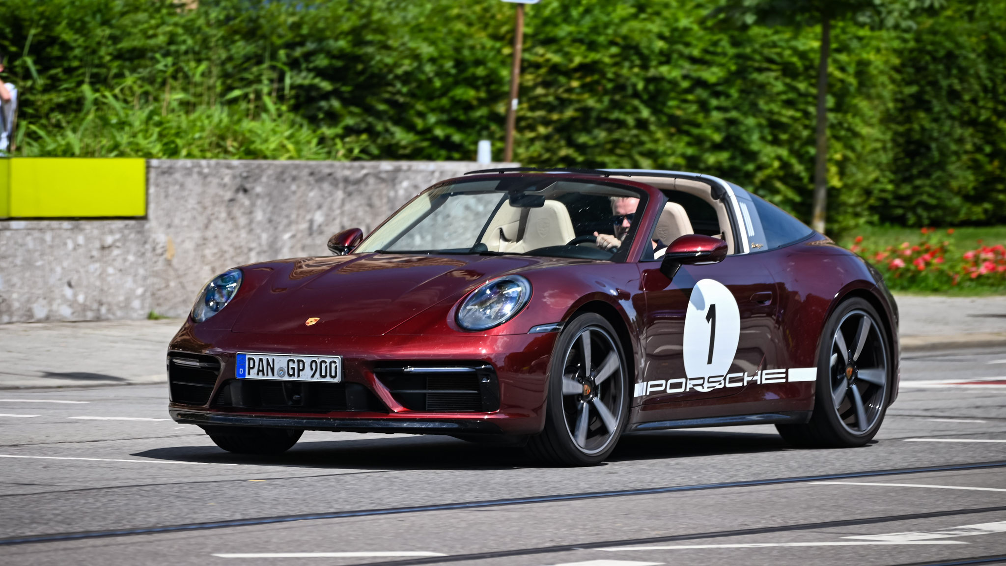 Porsche 992 Targa Heritage - PAN-GP900