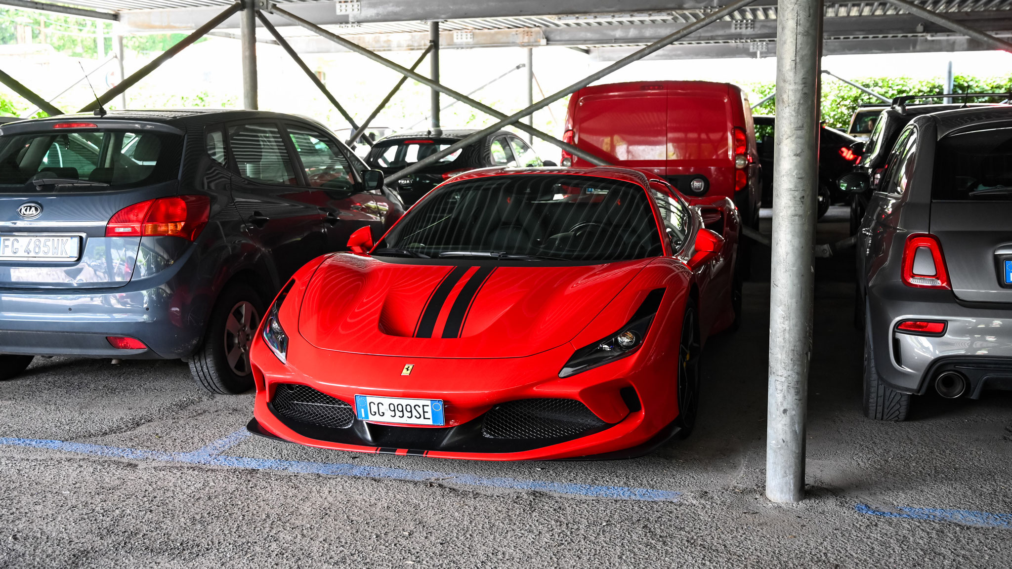 Ferrari F8 Spider - GG999SE (ITA)