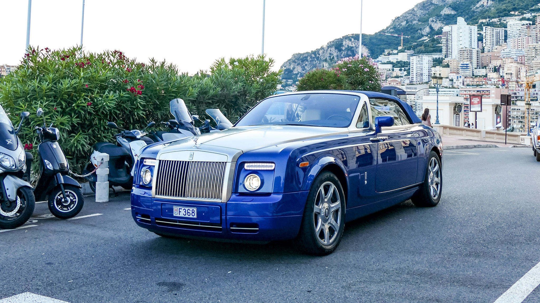 Rolls Royce Drophead - F368 (MC)