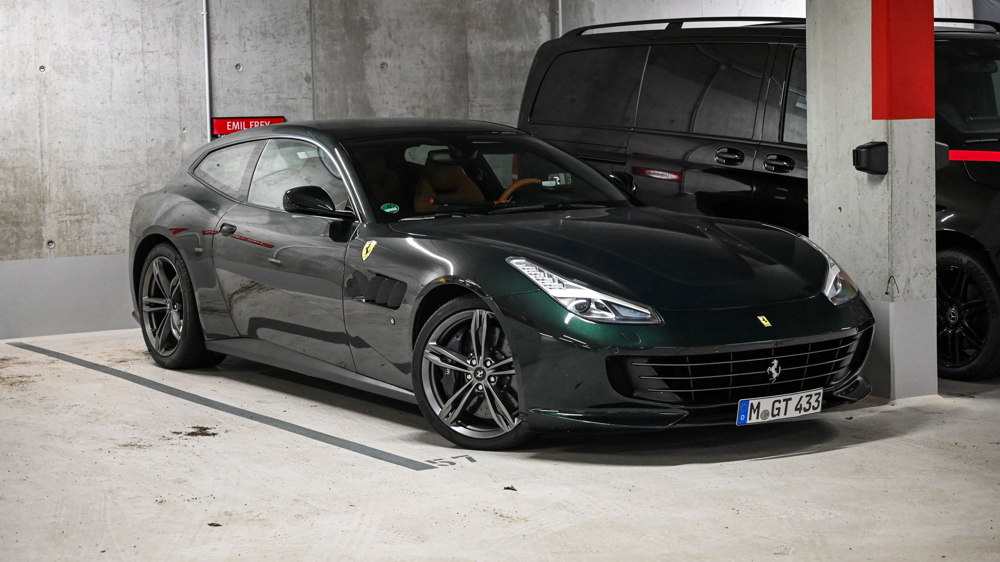 Ferrari GTC4 Lusso - M-GT433