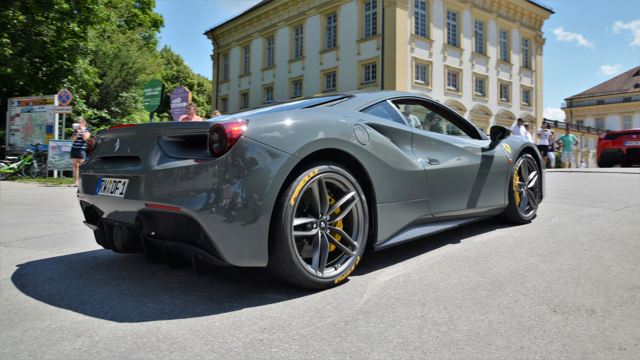 Ferrari 488 GTB - RW-DF1
