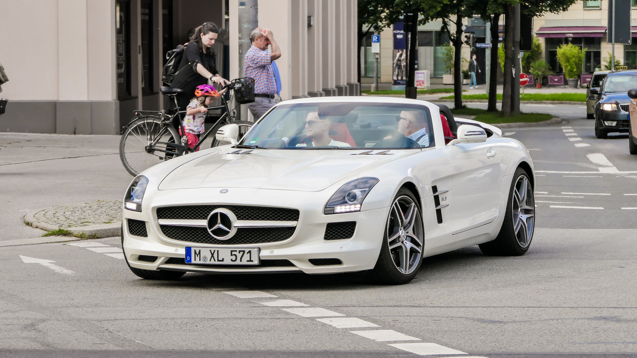 AMG SLS Roadster - M-XL571