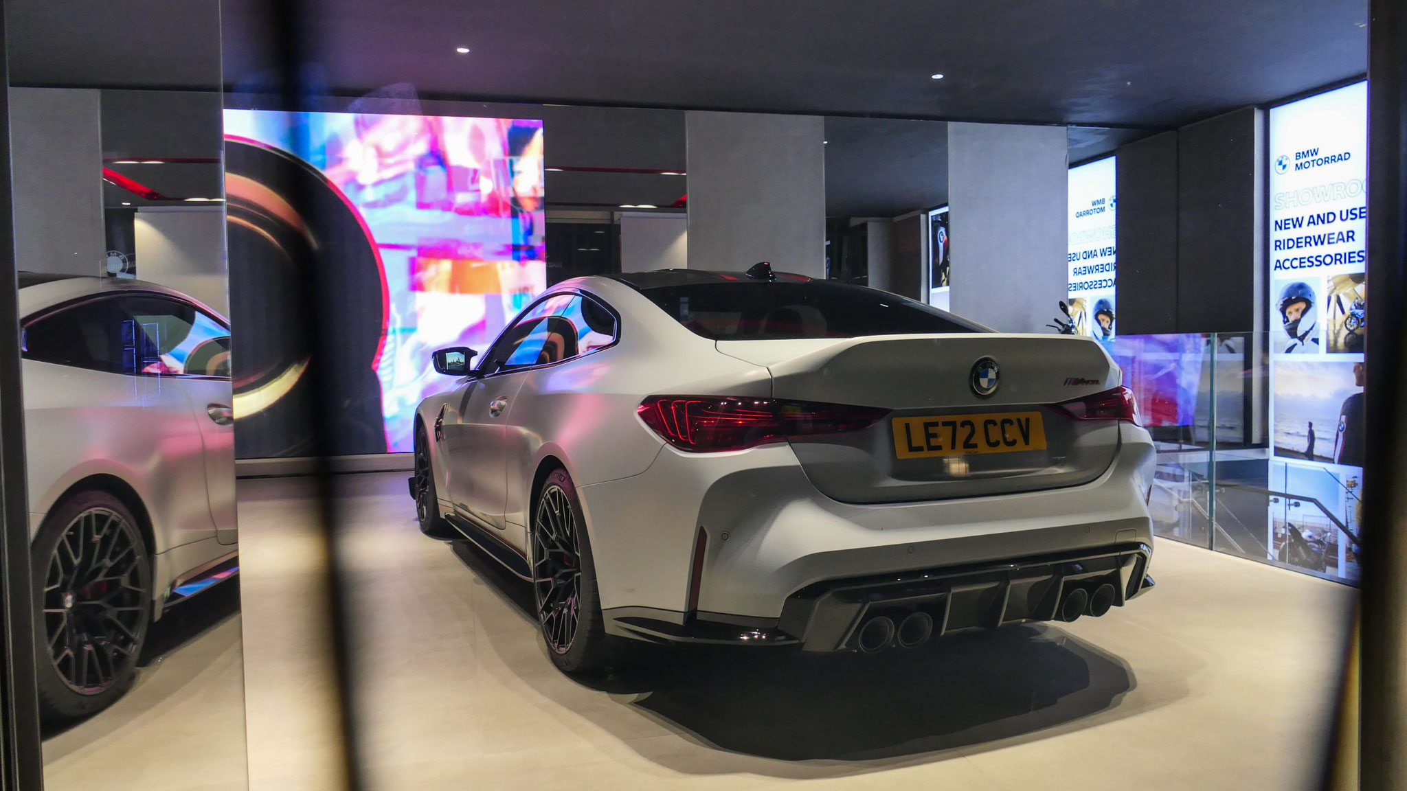 BMW M4 CSL - LE72CCV (GB)