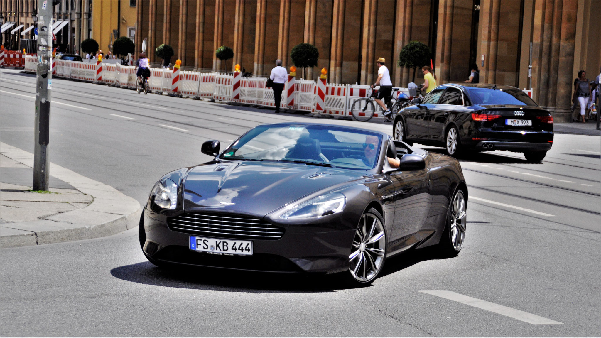 Aston Martin DB9 GT Volante - FS-KB444