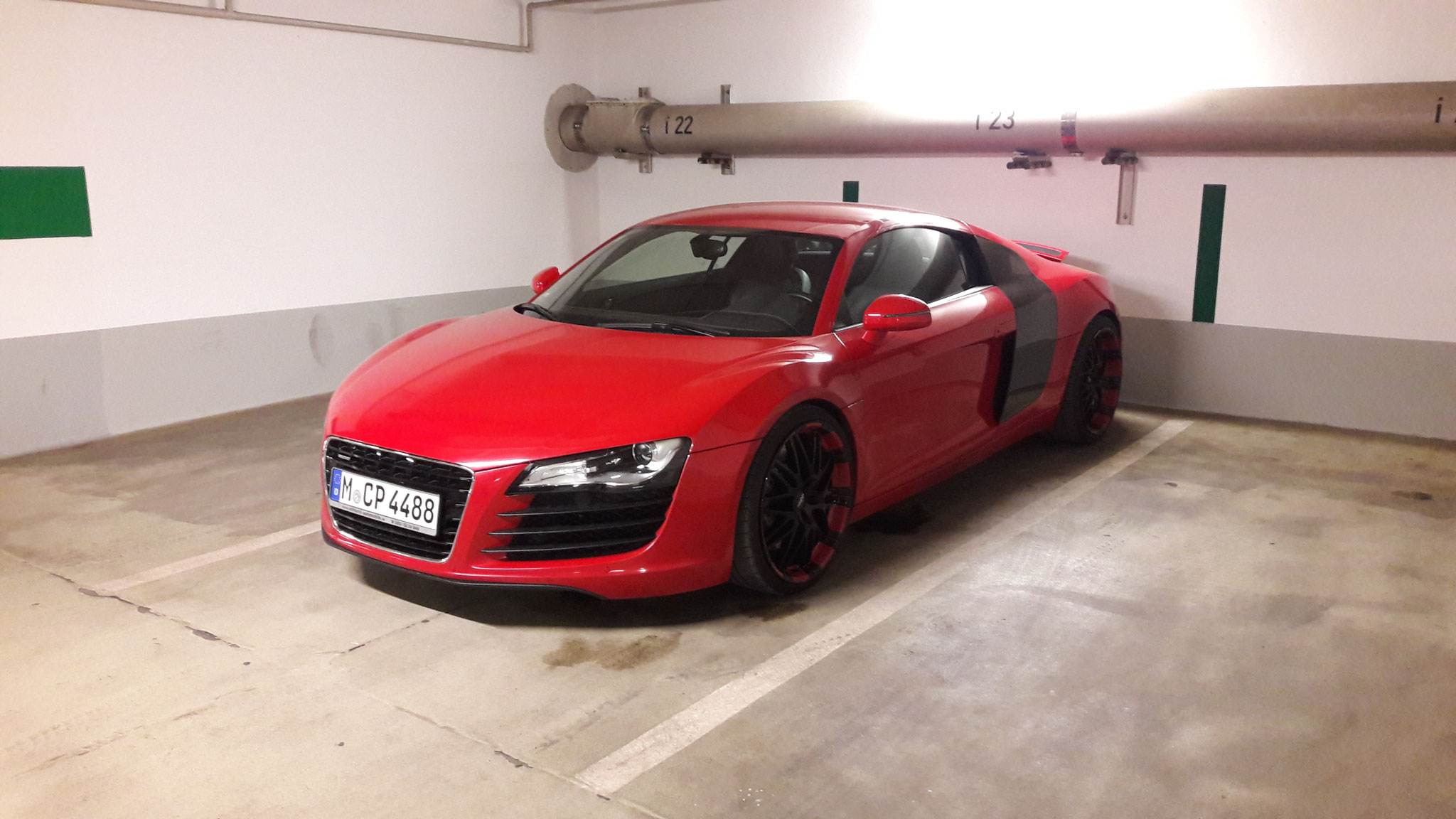 Audi R8 - M-CP4488
