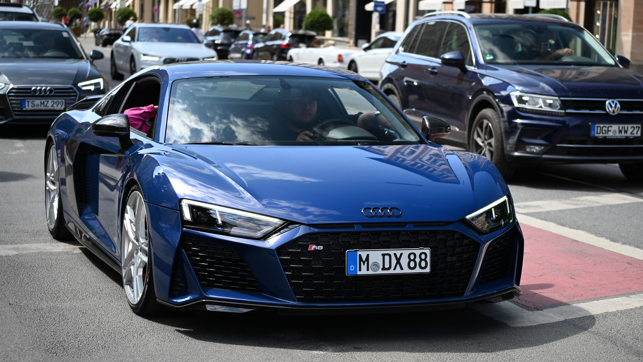 Audi R8 V10 - M-DX88