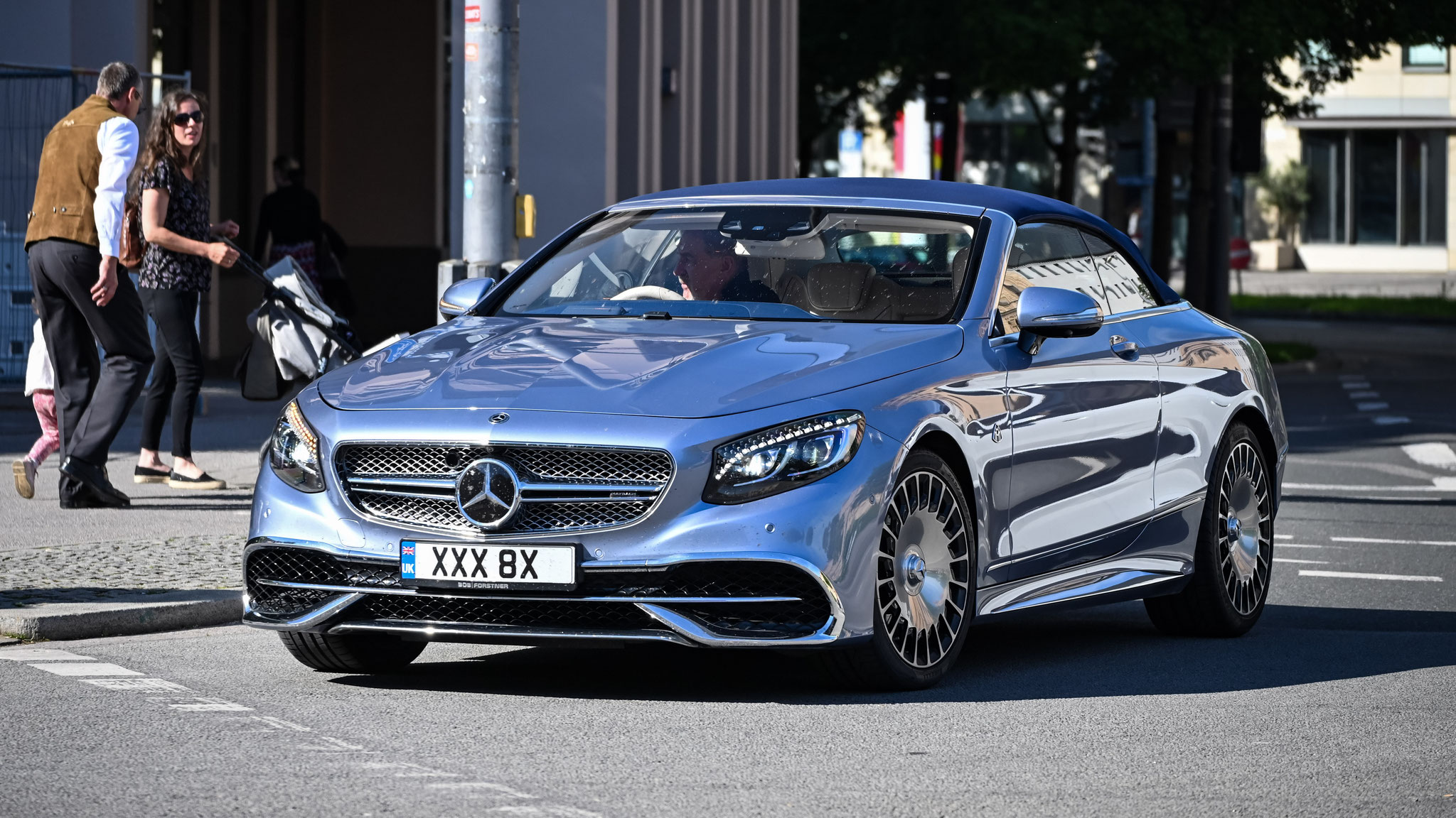 Mercedes-Maybach S 650 Cabrio - XXX8X (GB)