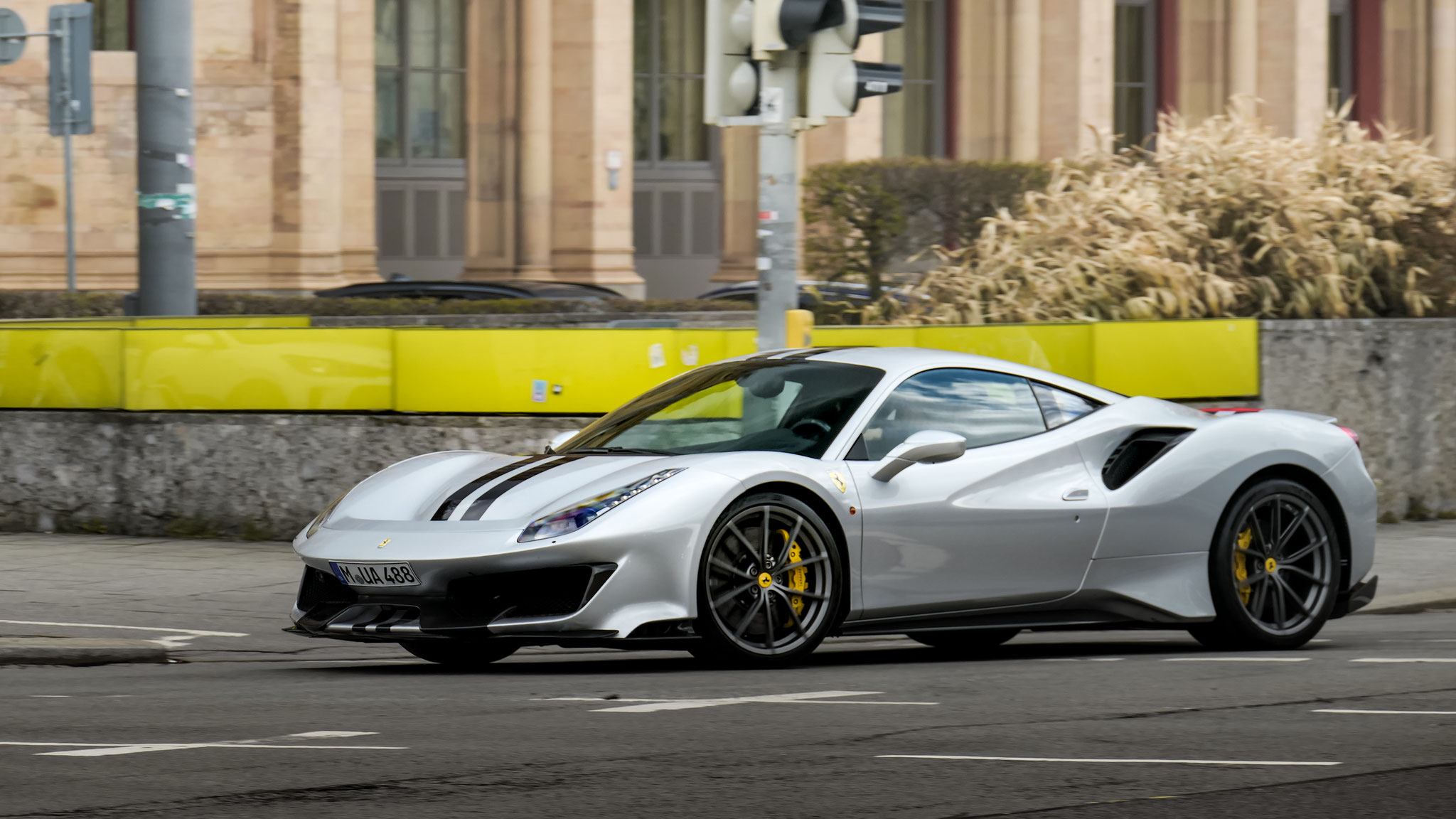 Ferrari 488 Pista - M-UA488